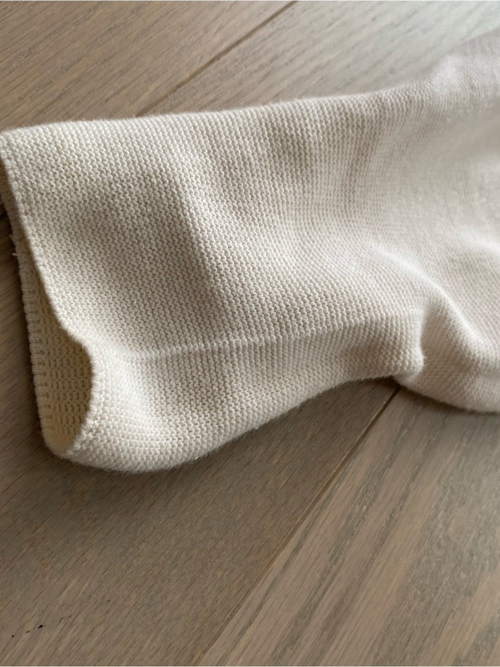 Uniqlo 3D Knit Boatneck Top in Off White - Picture 5 of 12